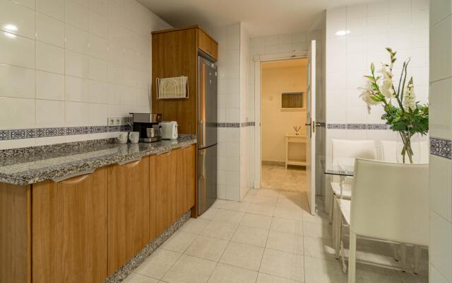 Casa Adelfas II by Roomservices