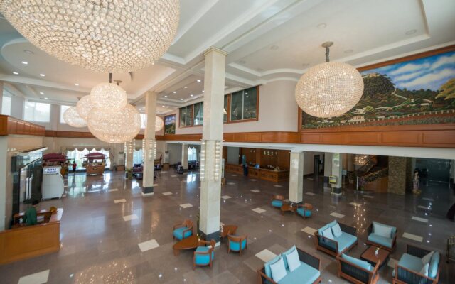 Sky Star Hotel