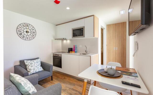Polery Apartments Center