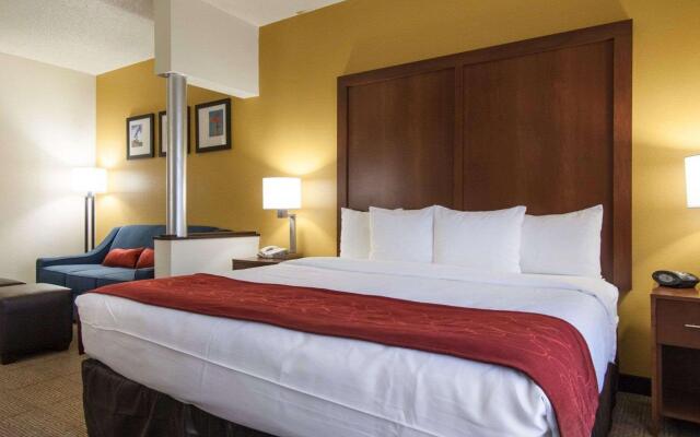 Comfort Suites Tulsa Central