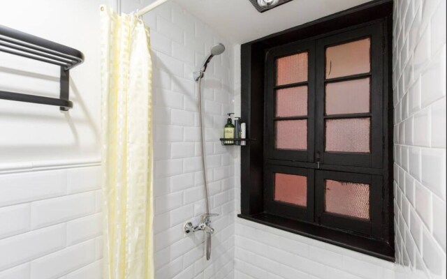 Shanghai Yanshe Middle Fuxing Rd Branch