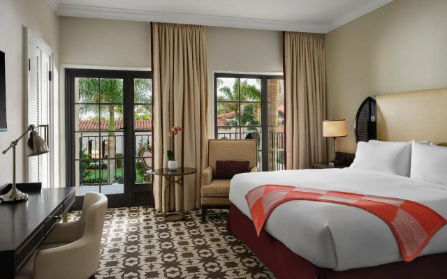 Cloister At The Boca Raton