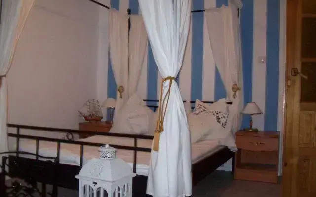 Bajkowy Las - Dom Gościnny Mariola