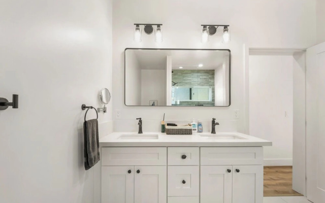 Rise Suites Oceanside