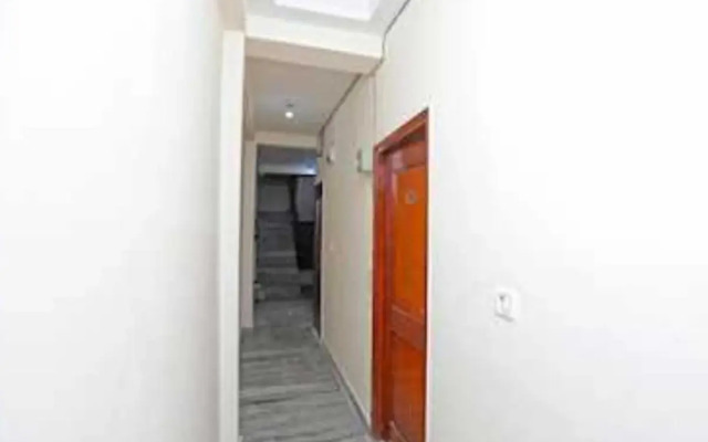 Oyo 90197 Hotel Aerocity K