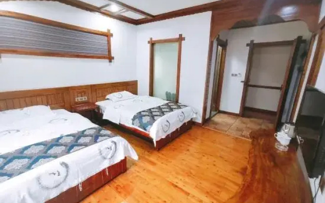 Qingfeng Xiaozhu Homestay (Zhangjiajie Wulingyuan Mark Store)