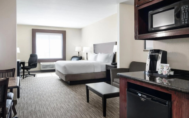 Holiday Inn Express &Suites Snyder by IHG