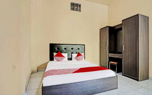 OYO Life 91873 Nugraha Kost