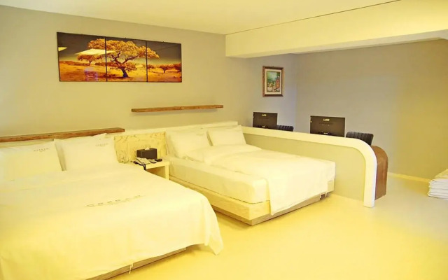 Opera 21 Hotel