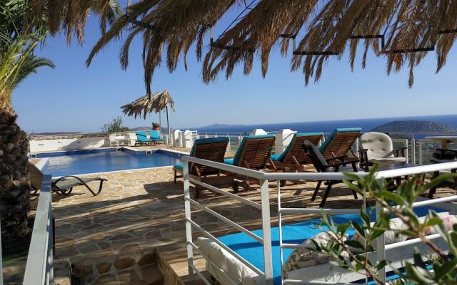 Infinity Blue Suites