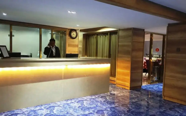 Royal Continental Hotels and Apartment