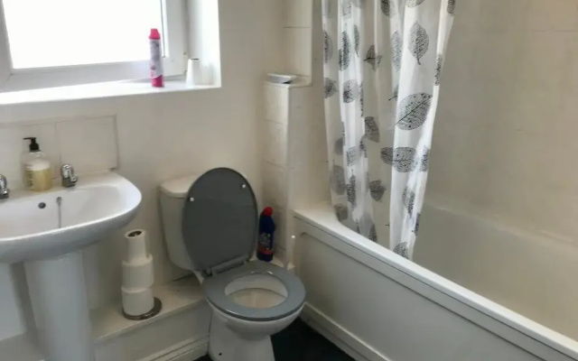 Immaculate 2-bed Apartment in Smethwick
