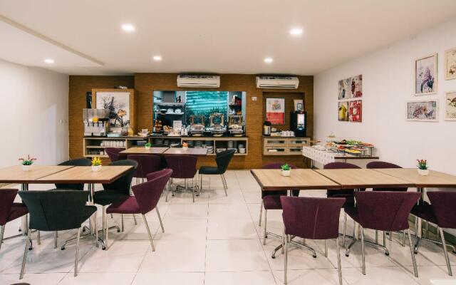 iCheck inn Residences Patong