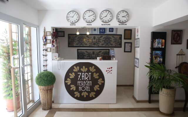 7. Art Feslegen Hotel