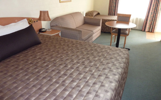 Best Western Coachman's Inn Motel