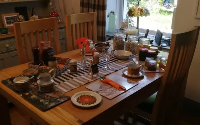 Yr  Hen Farcdy Bed & Breakfast