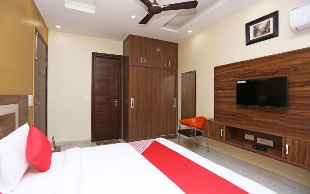 OYO 23659 Faris Residency