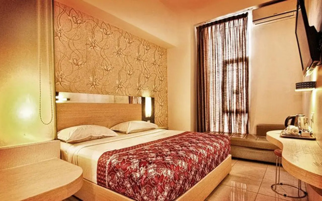 Dewarna Hotel Sutoyo