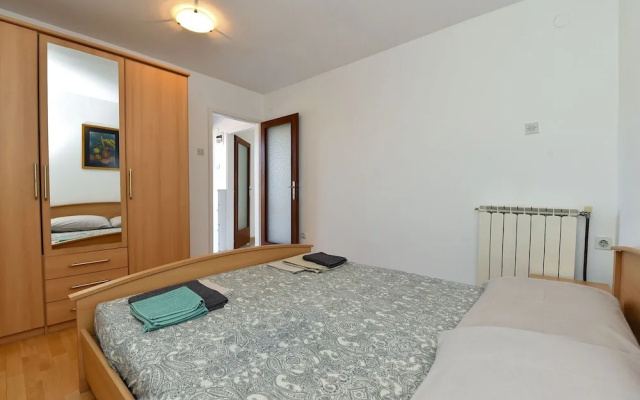 Apartment 1410