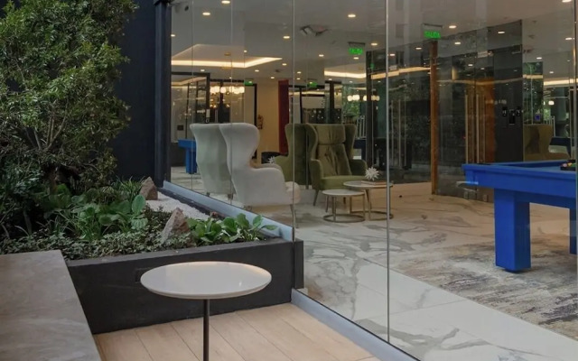 Xoe Mini-suites and Apartments