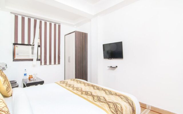 OYO 13314 Grand Almada Inn