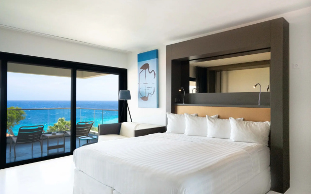 Papagayo Beach Hotel