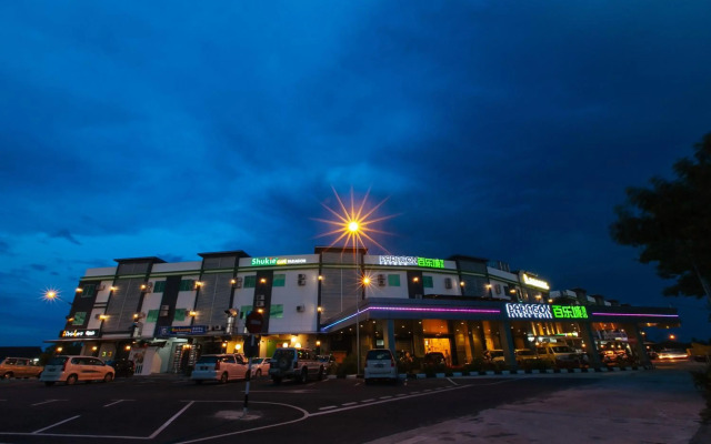 Paragon Lutong Hotel