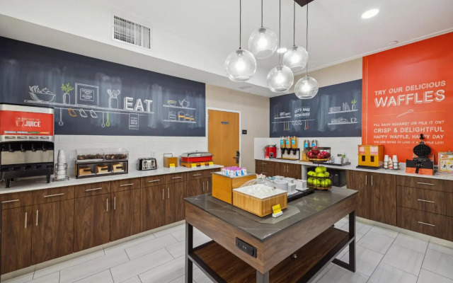 Hampton Inn Houston-Brookhollow