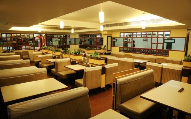Kamats Hotel Mayura