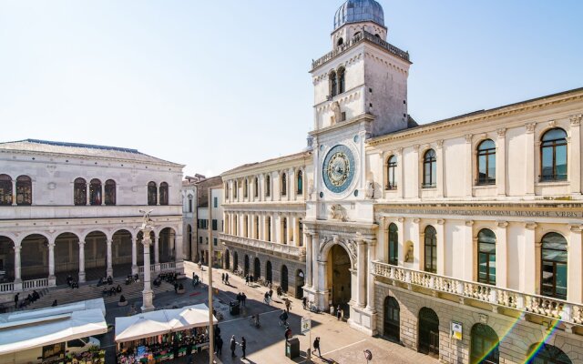 Torre dell'Orologio Apartment