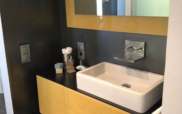 Petit Plaer by Hauzify