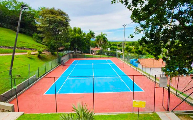 Hotel On Vacation Girardot Resort