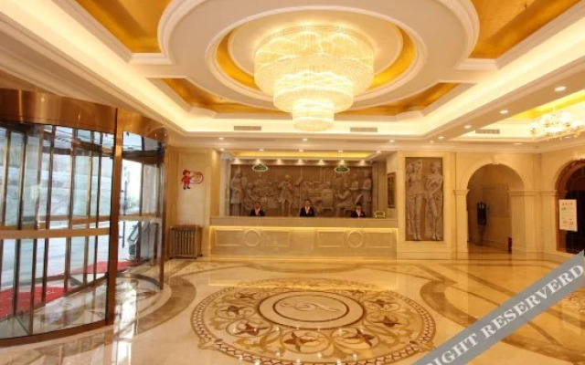 Vienna Hotel Xianning hot spring center flower bed shop