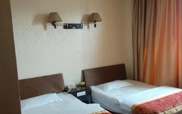 Yurui Business Hotel