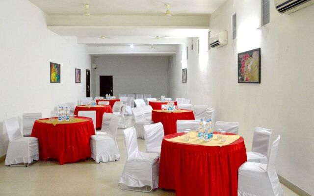 OYO 6133 Kampland Hotels & Resorts