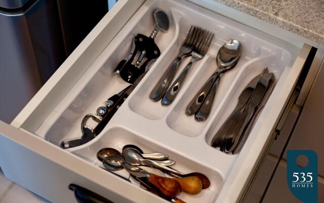 2 Quartos Com Home Office Vista Mar na Barra