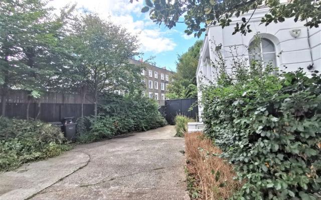 Spacious 2 bed flat in Camden