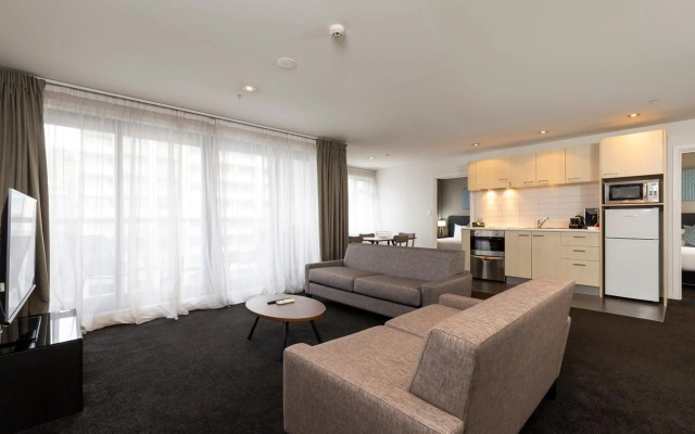 Nesuto Stadium Hotel and Apartments