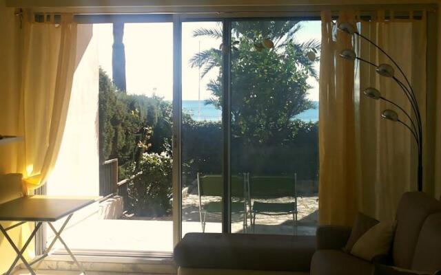 Promenade Lemon Apartment