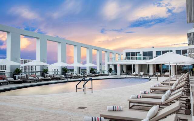 Conrad Fort Lauderdale Beach