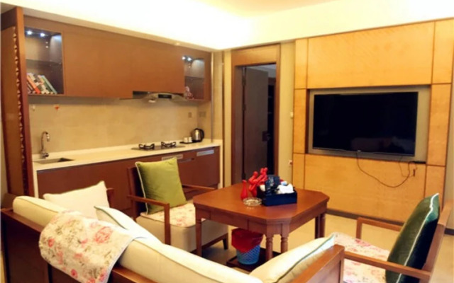 Sanya Linglong Lulushun Hotel