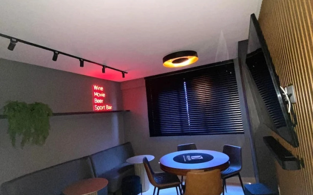 Studio Design 3 Apt 812