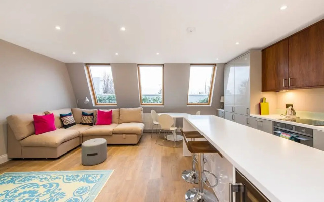 Charming Apartment Close to Notting Hill