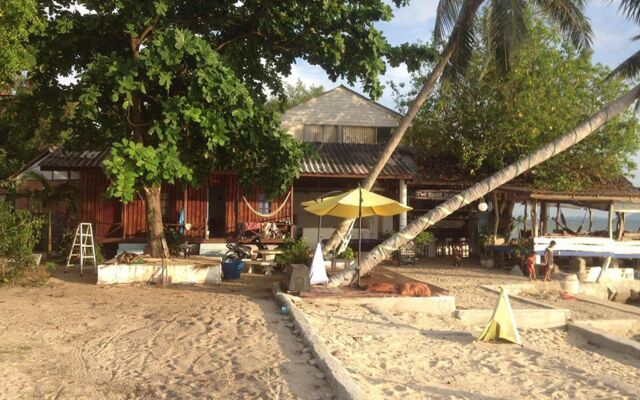 Two Rocks Bungalows