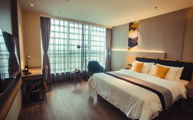 Homeinn Selected Hotel (Nantong Tongzhou Century Bridge)