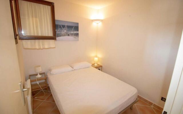 NICE 25 m BRIGHT with BALCONY and POOL