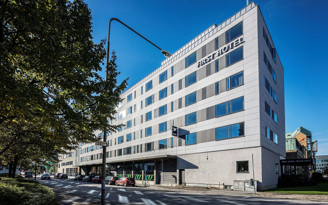 hotelImage
