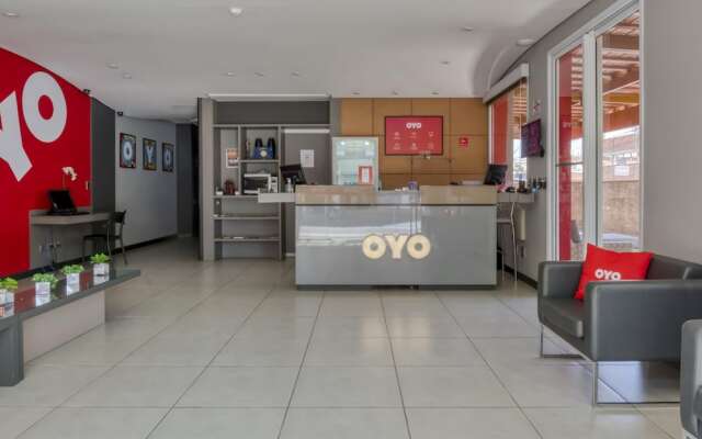 OYO Hotel Anália Franco