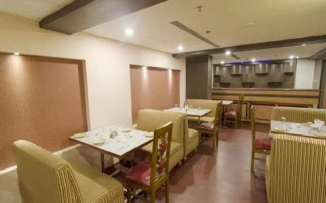 Hotel East Palace
