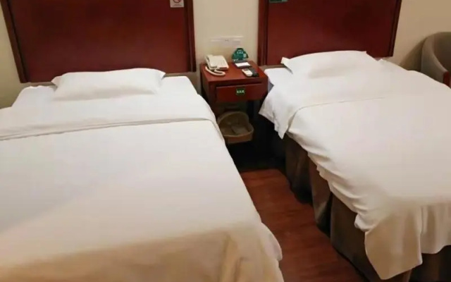 GreenTree Inn Beijing Fengtai Dacheng Road Huanleshuimofang Business Hotel – Guest Rooms – Beijing